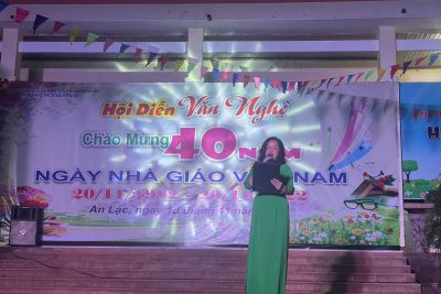 VĂN NGHỆ CHÀO MỪNG KỈ NIỆM 40 NĂM NGÀY NHÀ GIÁO VIỆT NAM 20-11