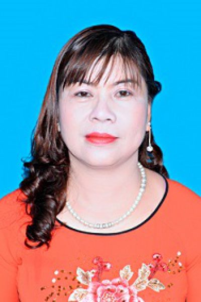 Cô: Phạm Thị Nhẫn